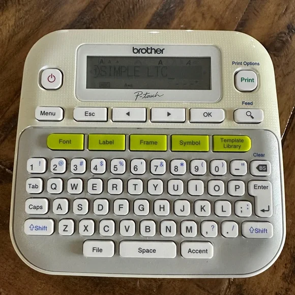 Brother PT-D210 label maker - Picture 2 of 5